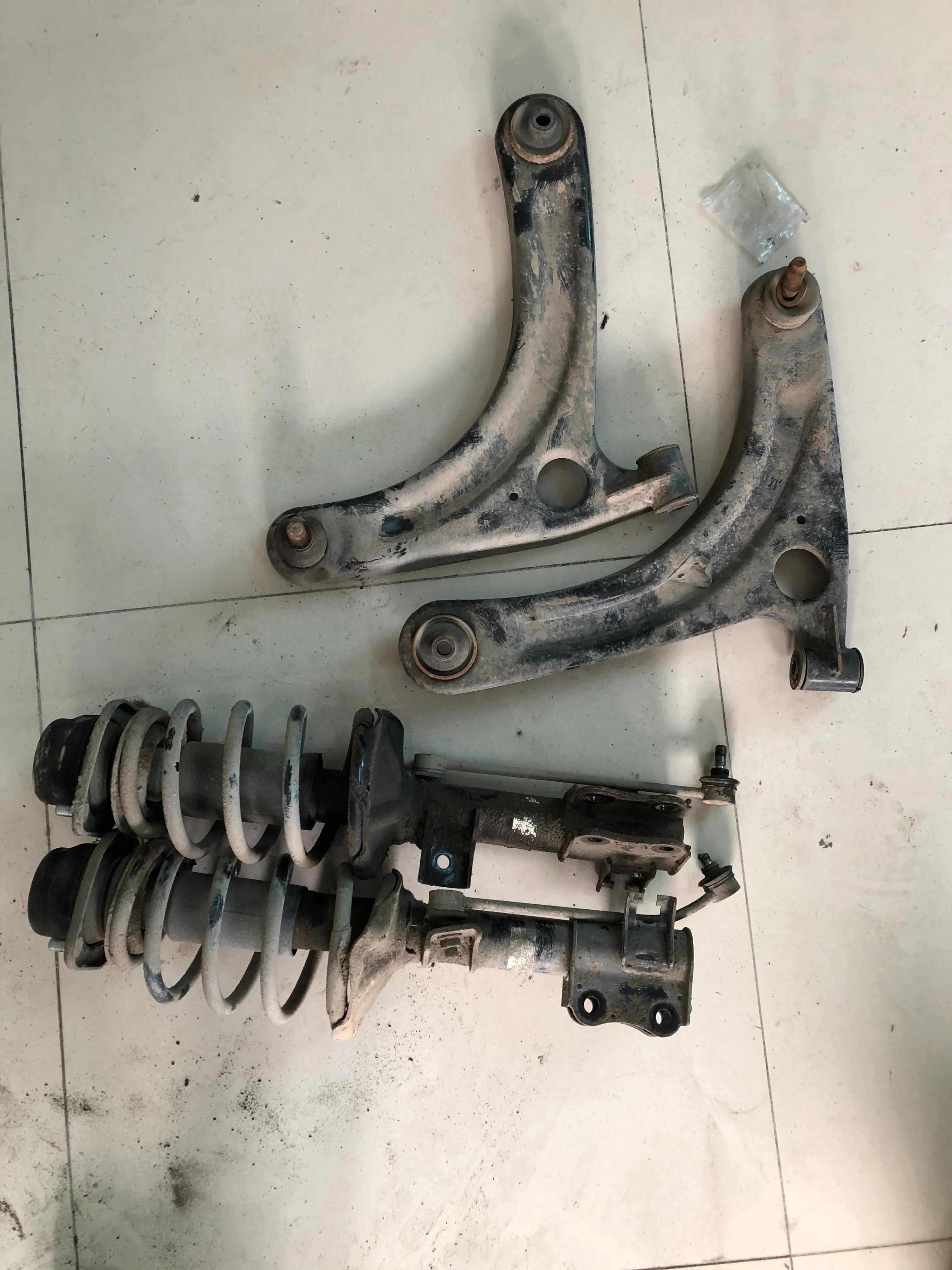 铃木浪迪面包车二手10年多少钱,二手车铃木浪迪整备费用