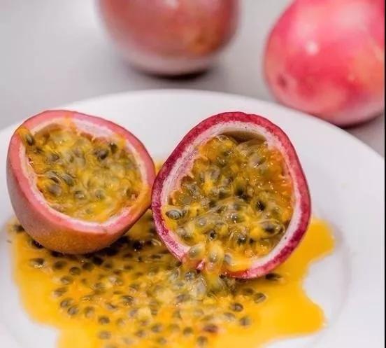 柠檬百香果小青桔蜂蜜水的做法,百香果柠檬蜂蜜做法用什么水