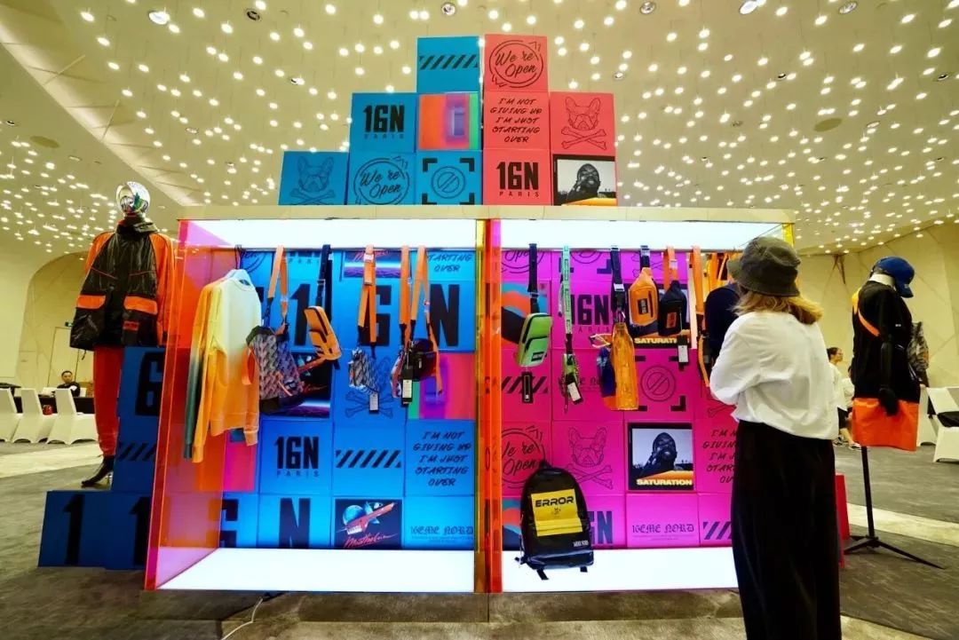 觉得太平鸟、GXG、卡宾不够潮？这个潮流男装可能正对你胃口！