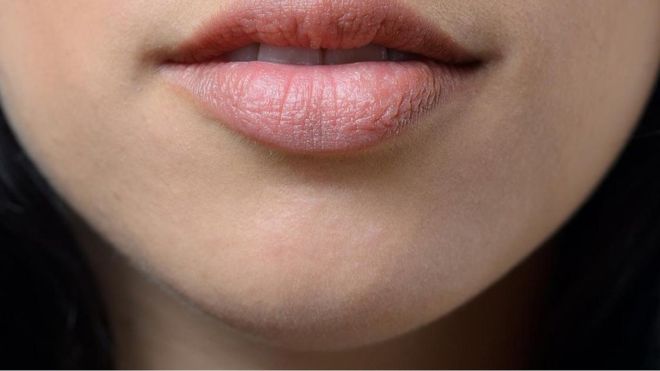 微笑在人际沟通中的作用,如何和微笑的人沟通