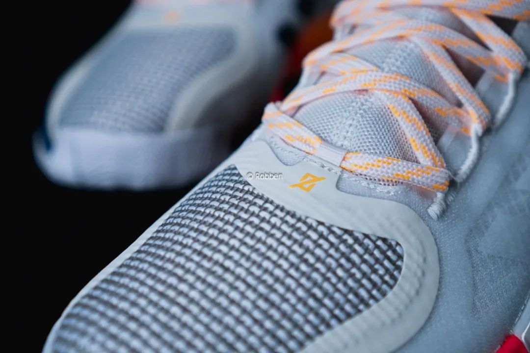 与罗斯11外形相像的鞋,罗斯11和米切尔3怎么选