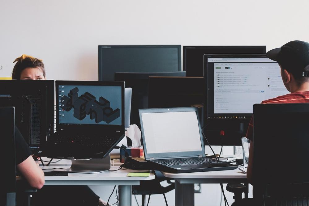 想成为自由撰稿人，我该写什么，写什么能挣钱？