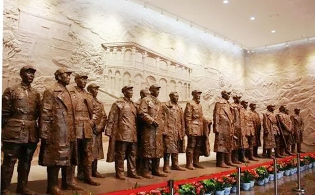 遵义会议重要参会人物,遵义会议时期的凯丰