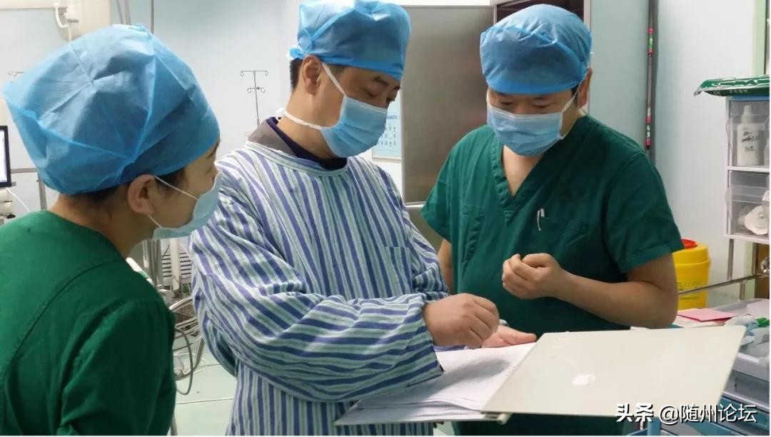 随州市中心医院许景东荣获2019年“湖北医德楷模”称号