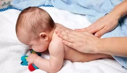 新生儿肚子按摩排气操0-3个月,宝宝肚子胀气抚触操