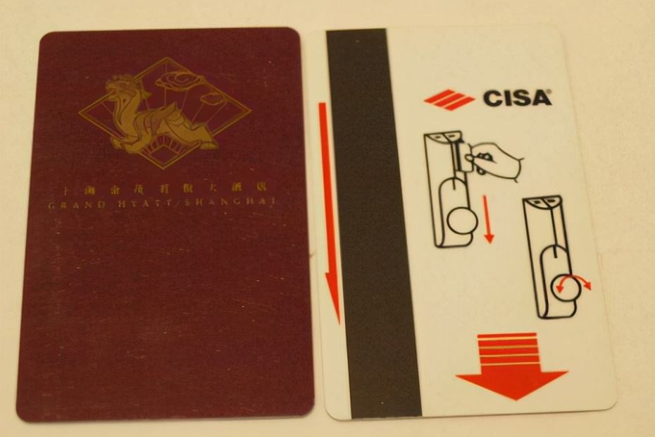 苹果的磁吸会让卡片消磁吗,iphone磁吸时间长了会消磁吗