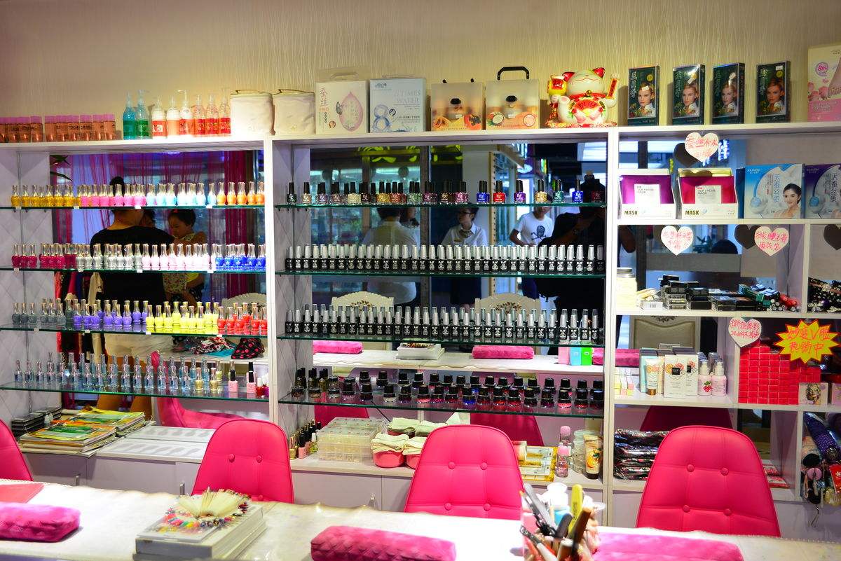 藏在小县城的亿万生意,藏在巷子里的生意