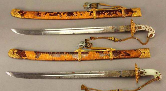 砍人一时爽，擦刀两行泪？古代战场处理沾血刀剑的方法简单又粗暴