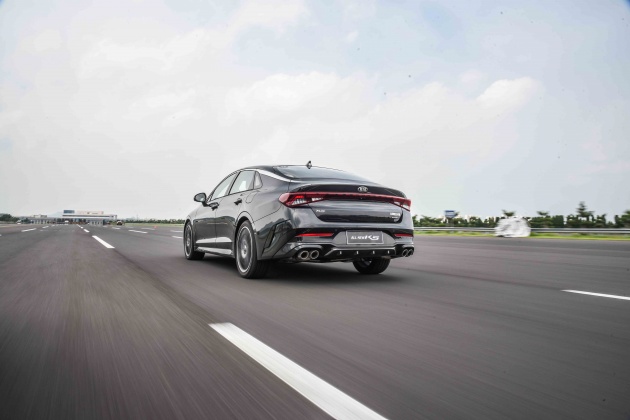 起亚k5凯酷底盘拆解视频,底盘素质