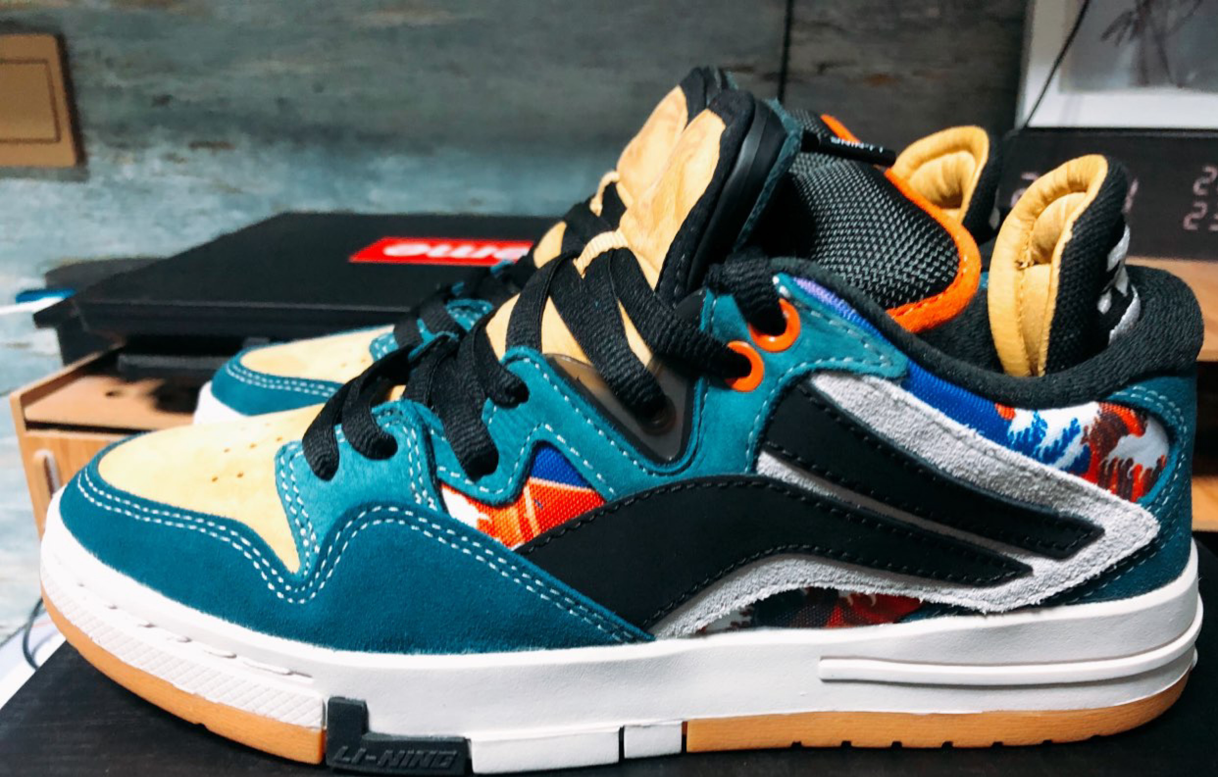 nike比较有特点的鞋子,耐克李宁系列鞋有哪些