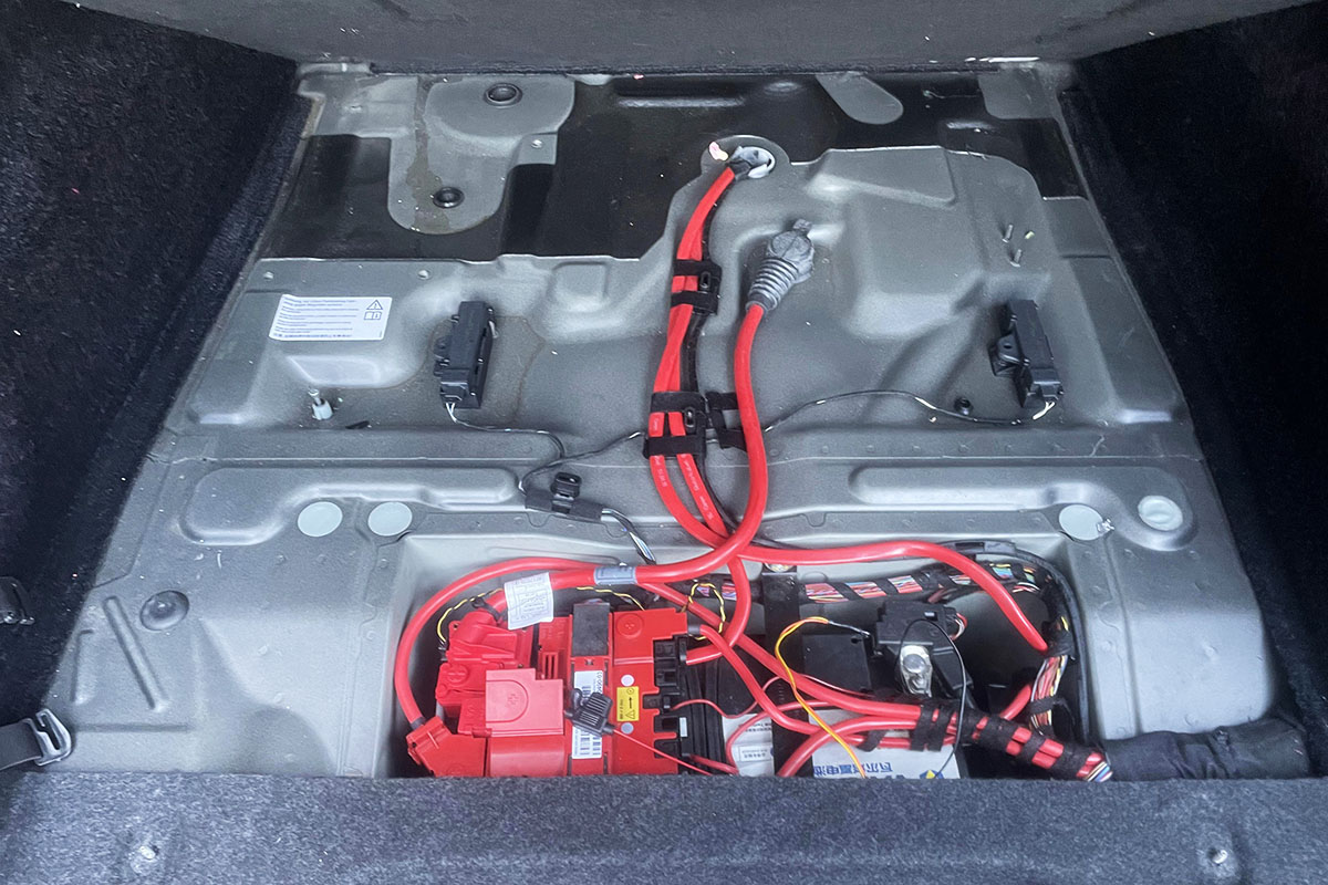 购买定制版劳斯莱斯过程 (劳斯莱斯车源套路)