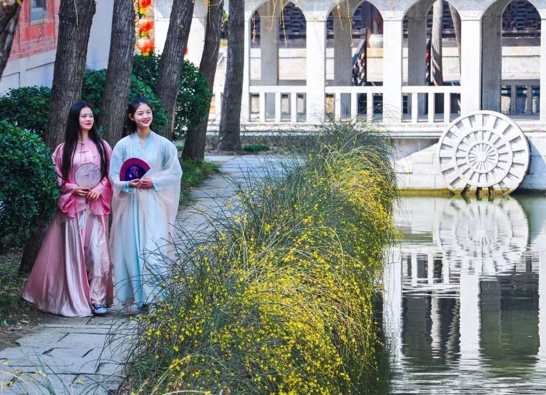 当台儿庄古城恰遇宋词∣这样的古镇客栈，才是我爱的样子