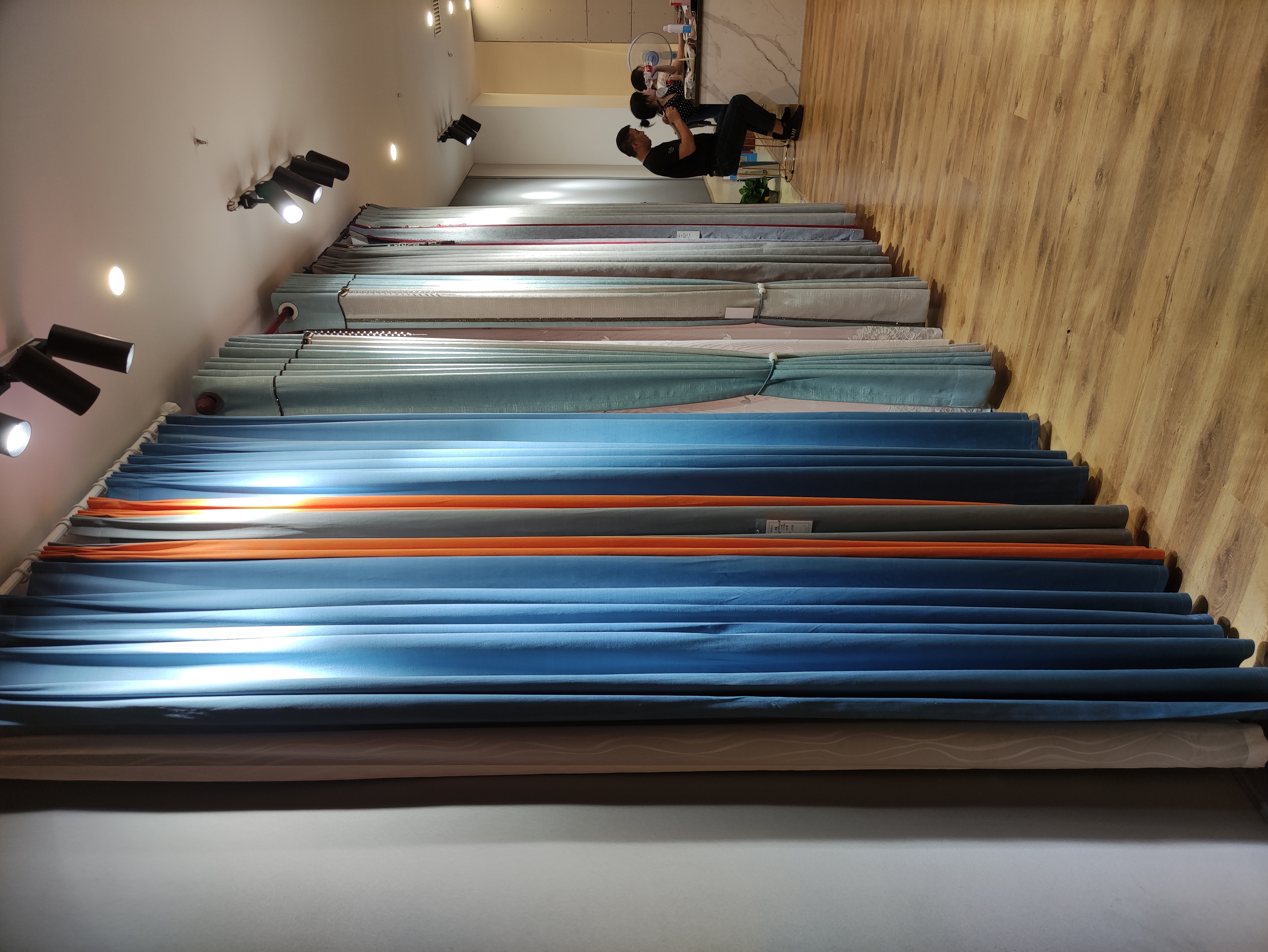 一天体验了四季的感觉,一天体验四季