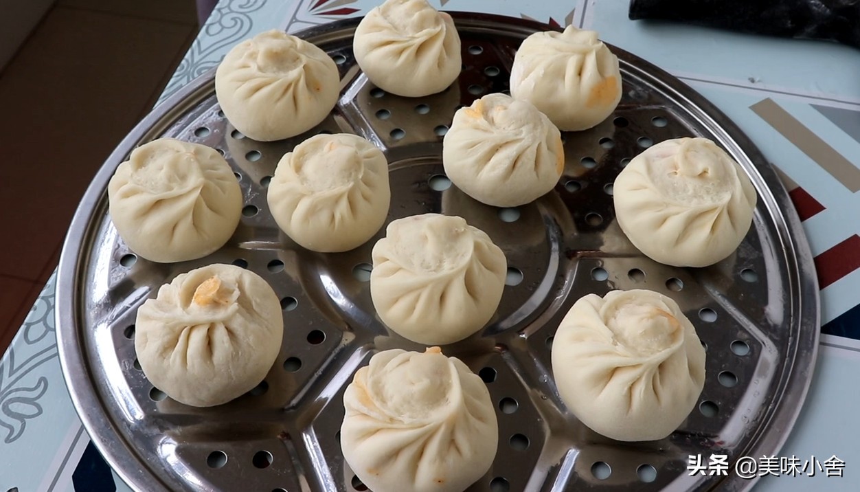 怎么做包子使包子蓬松柔软,怎样发面蒸包子松软好吃不塌陷