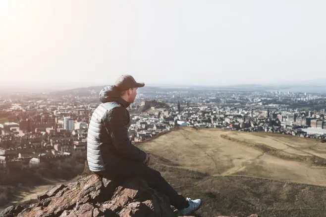 “落伍″中年老母ⅤS大学生儿子如何相爱相杀？