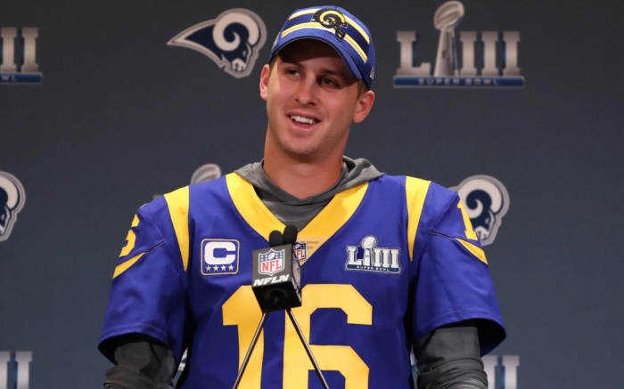 布雷迪最后一个跑球达阵,第七次收获超级碗总冠军的布雷迪