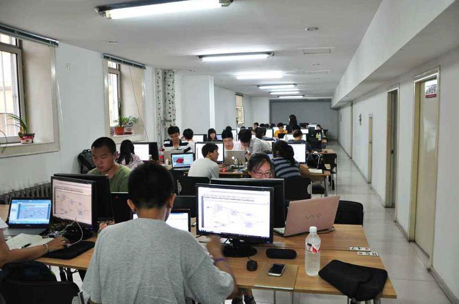 专科就业前景最差的十大专业,2022就业前景最好的十大专科专业