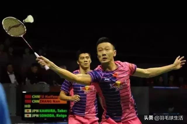 羽毛球易犯错的规则,羽毛球十大错误判罚