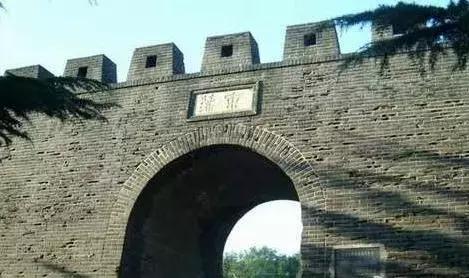 烟台市里人都说自己的街道好！你看对不对！