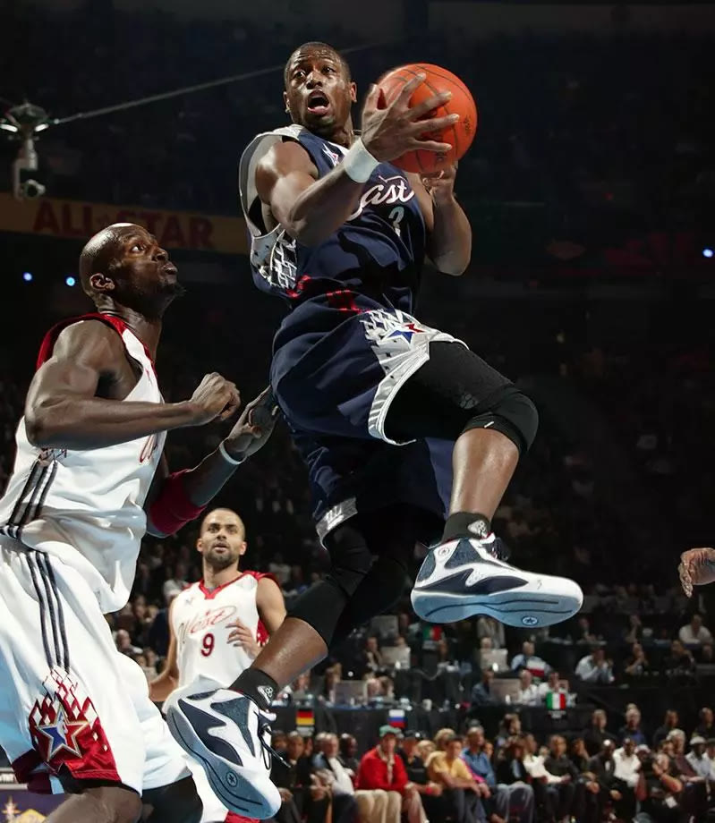 篮球鞋越轻越好吗,篮球鞋缓震越好越保护膝盖么