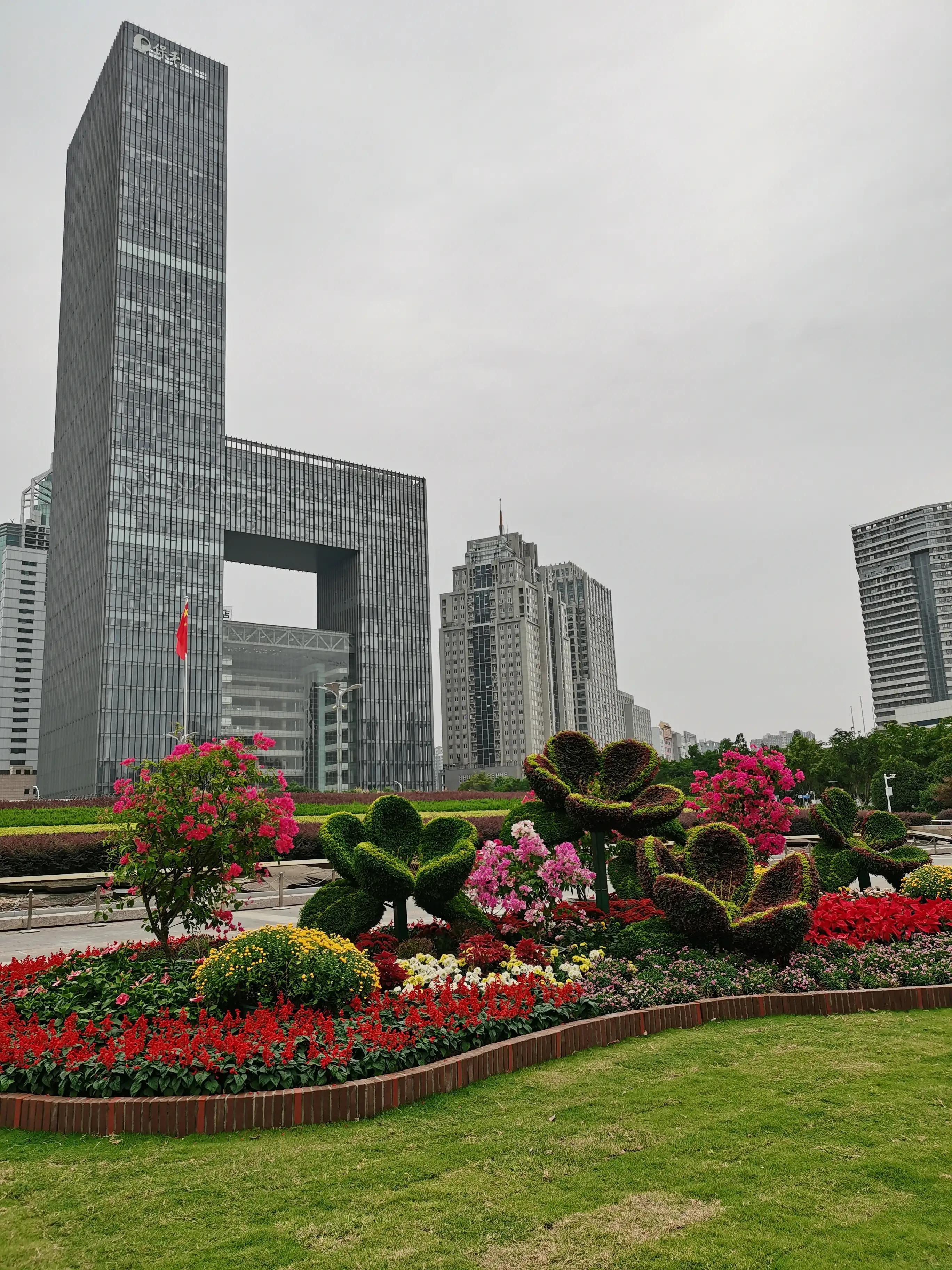 武汉洪山广场相亲角,武汉洪山广场酒店