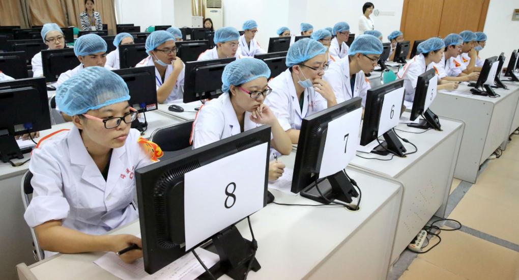 我国医药类大学排名，南医大位居前3甲，中国医大表现亮眼