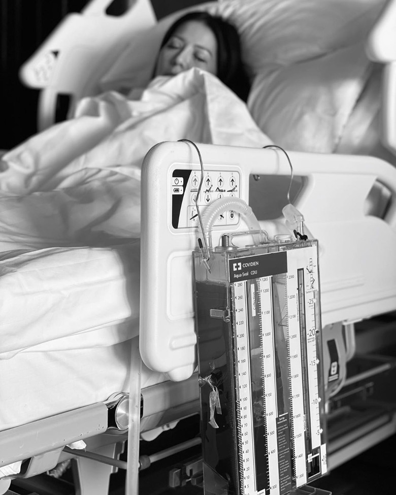 日本女明星坠落身亡,日本女星摔倒身亡