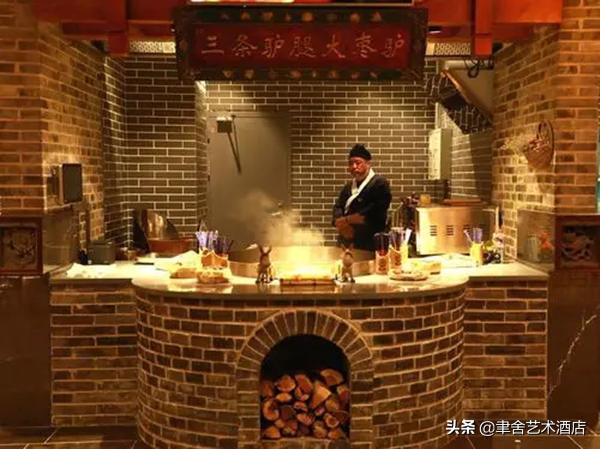 旅游攻略酒店美食,酒店特色美食攻略