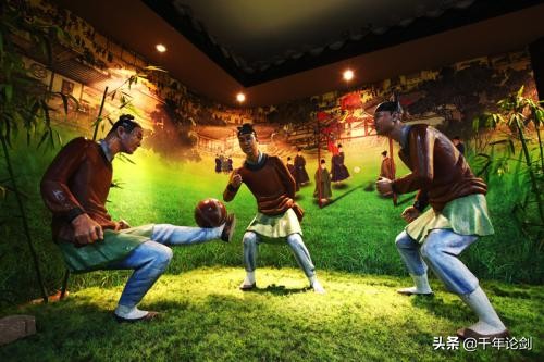 足球技术强的明星,足球明星都是从足球学校出来的吗