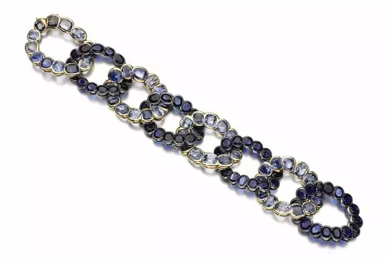 英国历史上最禁断的爱恋：国王退位，只为与她成婚