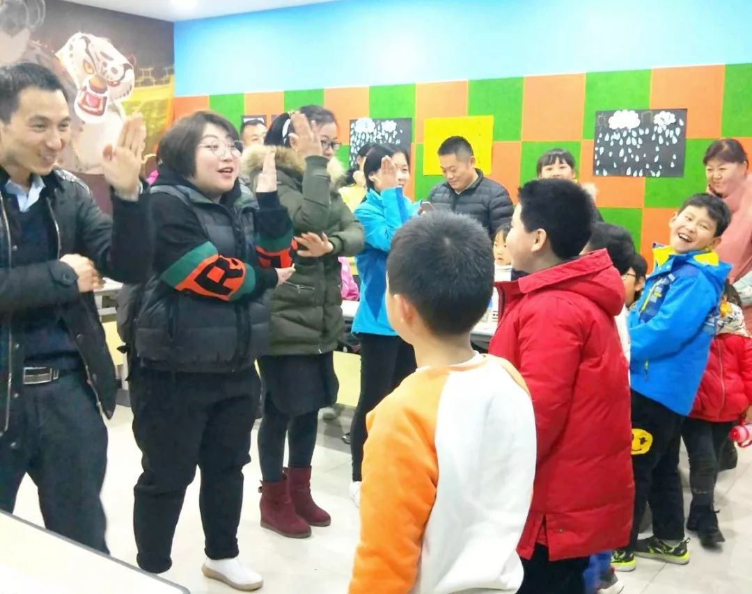 今天弗恩英语的故事，是关于超级英雄降临