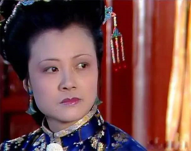 红楼梦贾珍和尤氏划拳,红楼梦尤氏的评价