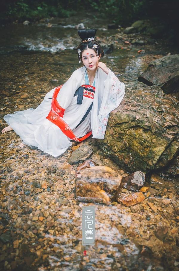 24个杭州古风拍摄地，随便一按都是张武侠大片！