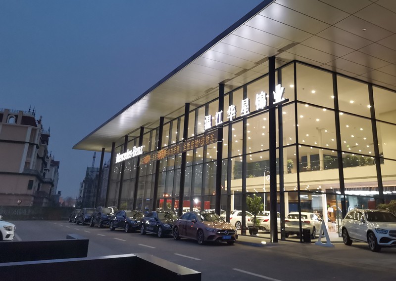 购买奔驰一个月就出故障江苏车主,女子买奔驰新车未到手就出故障