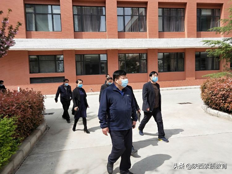 春暖花开喜迎开学,春暖花开之时迎接开学季