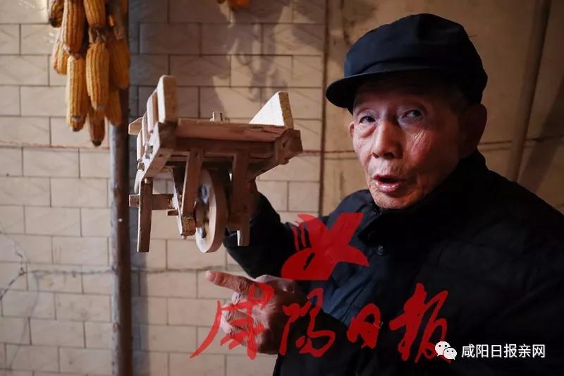 他匠心独具，一木一生