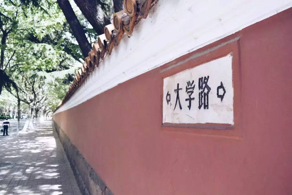 青岛云霄路美食街,青岛黄岛附近美食街