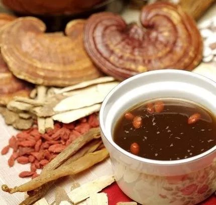 阴虚阳虚区别怎样区分阳虚和阴虚,阴虚和阳虚最简单辨别是什么