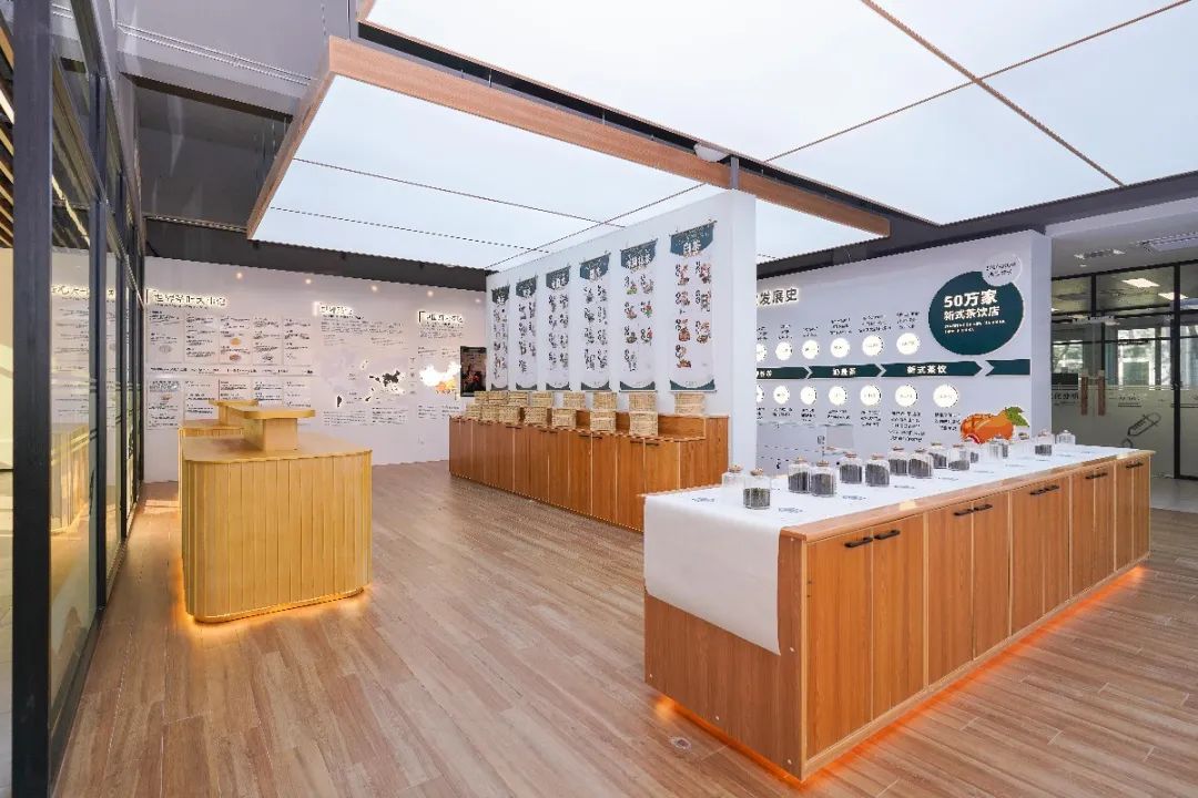 阿里巴巴园区星巴克,阿里巴巴100亿造车项目