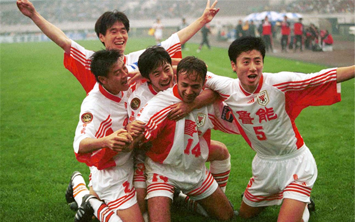 在鲁能踢球的巴西外援都有谁,鲁能第一名外援是谁