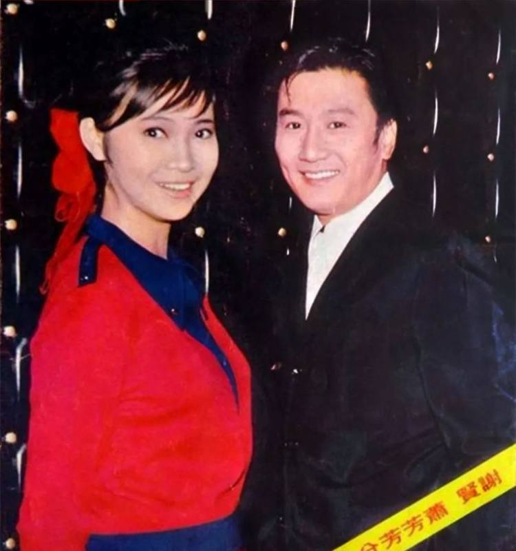 一生风流,也曾因被甩而痛哭,谢霆锋老爸才是真情圣