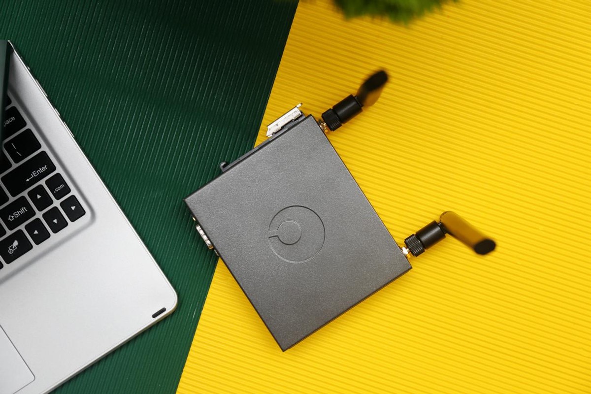 蒲公英4g无线工业级路由器r300a,蒲公英r300a用4g流量卡信号不好