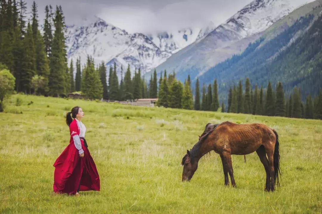 跟着cc一起去旅行吧,跟着摄影团去旅游