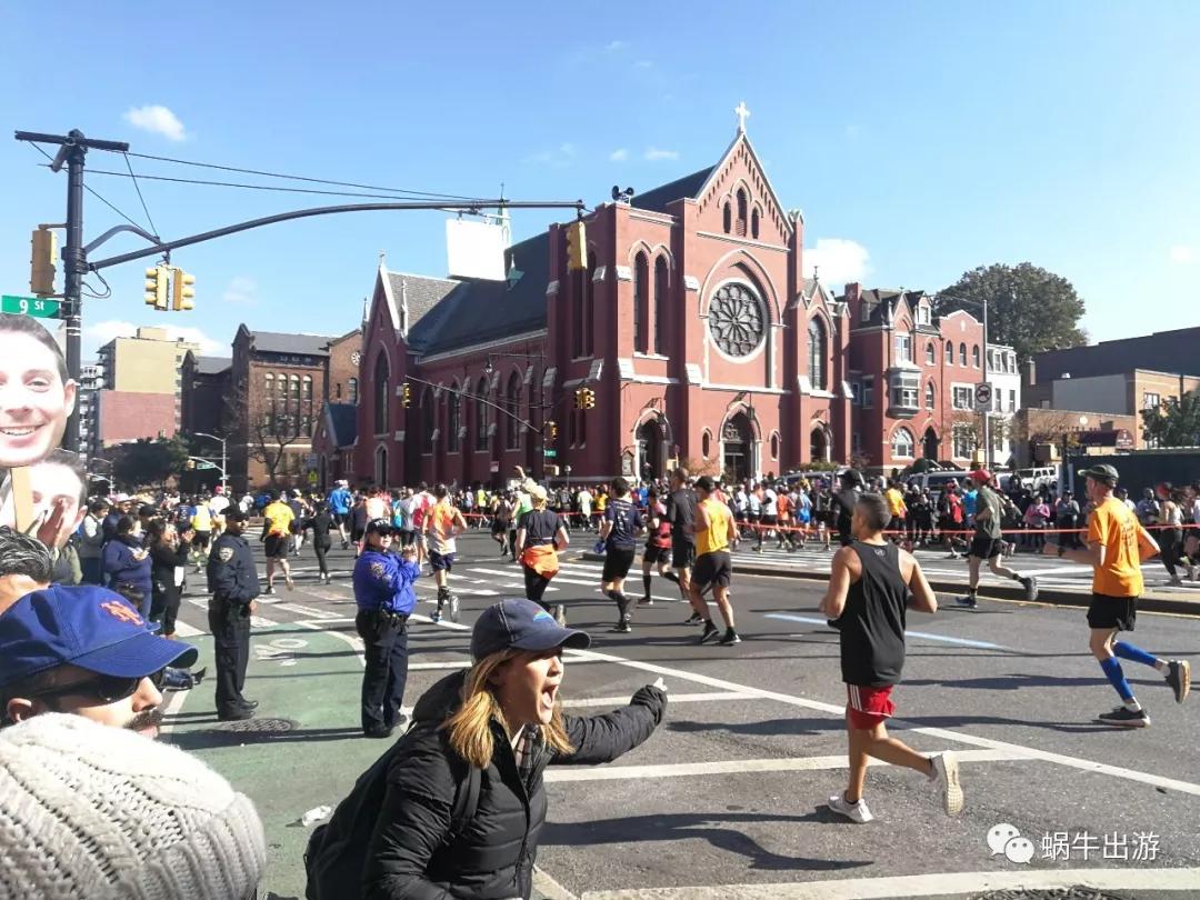 飞机绕地球一圈的纪录,绕地球飞行100圈