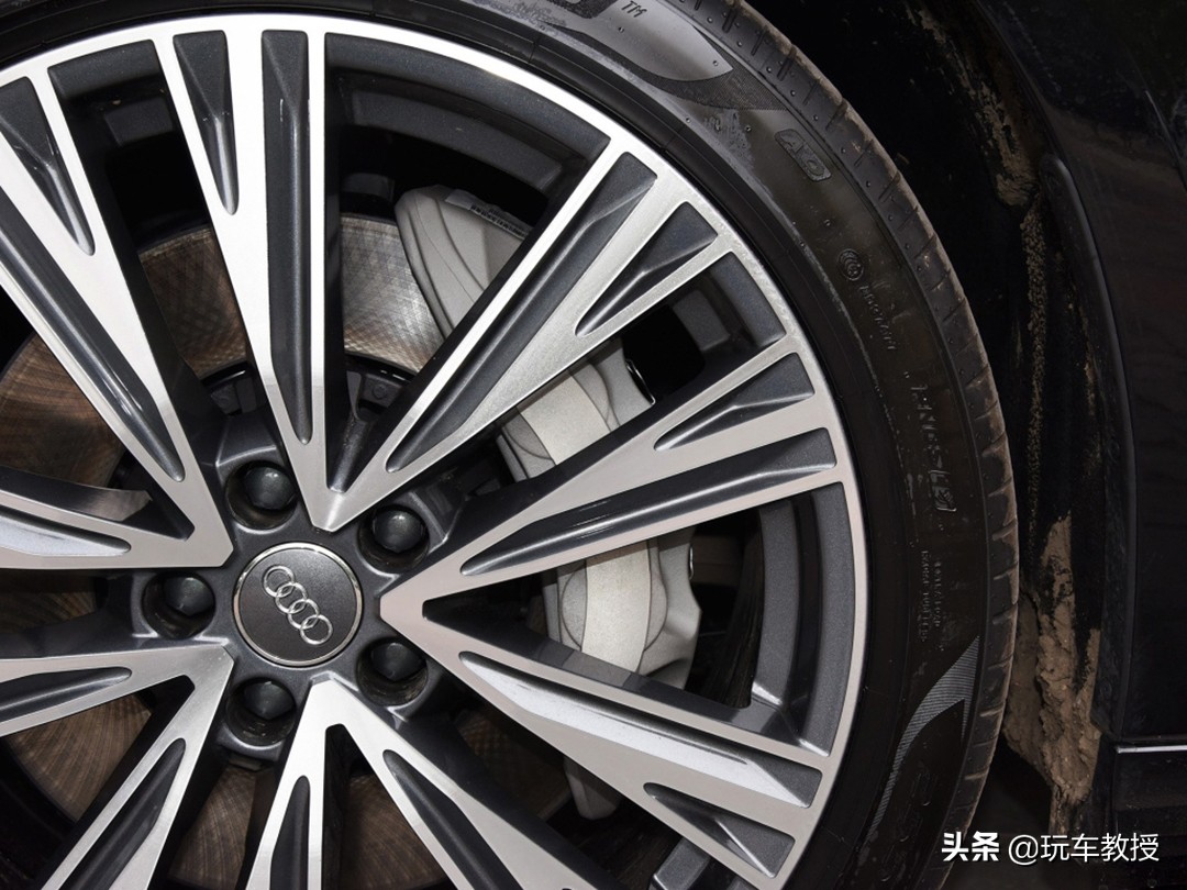 F1钛合金刹车，售价20万？