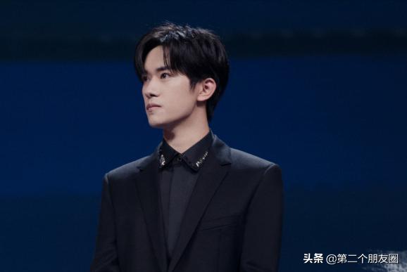 刚过22岁生日的王俊凯就被造谣整容：不如说P得太过