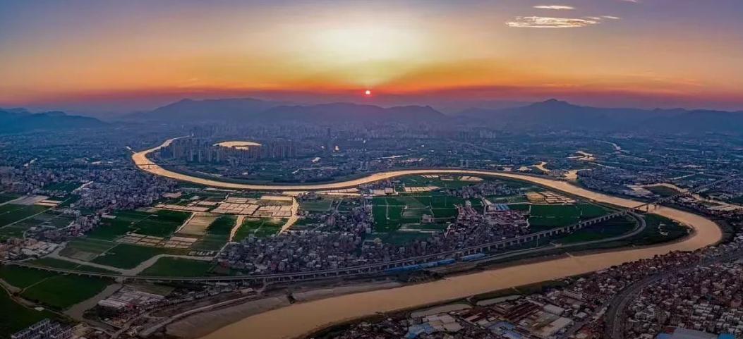 原创诗词14首,经典诗词36首