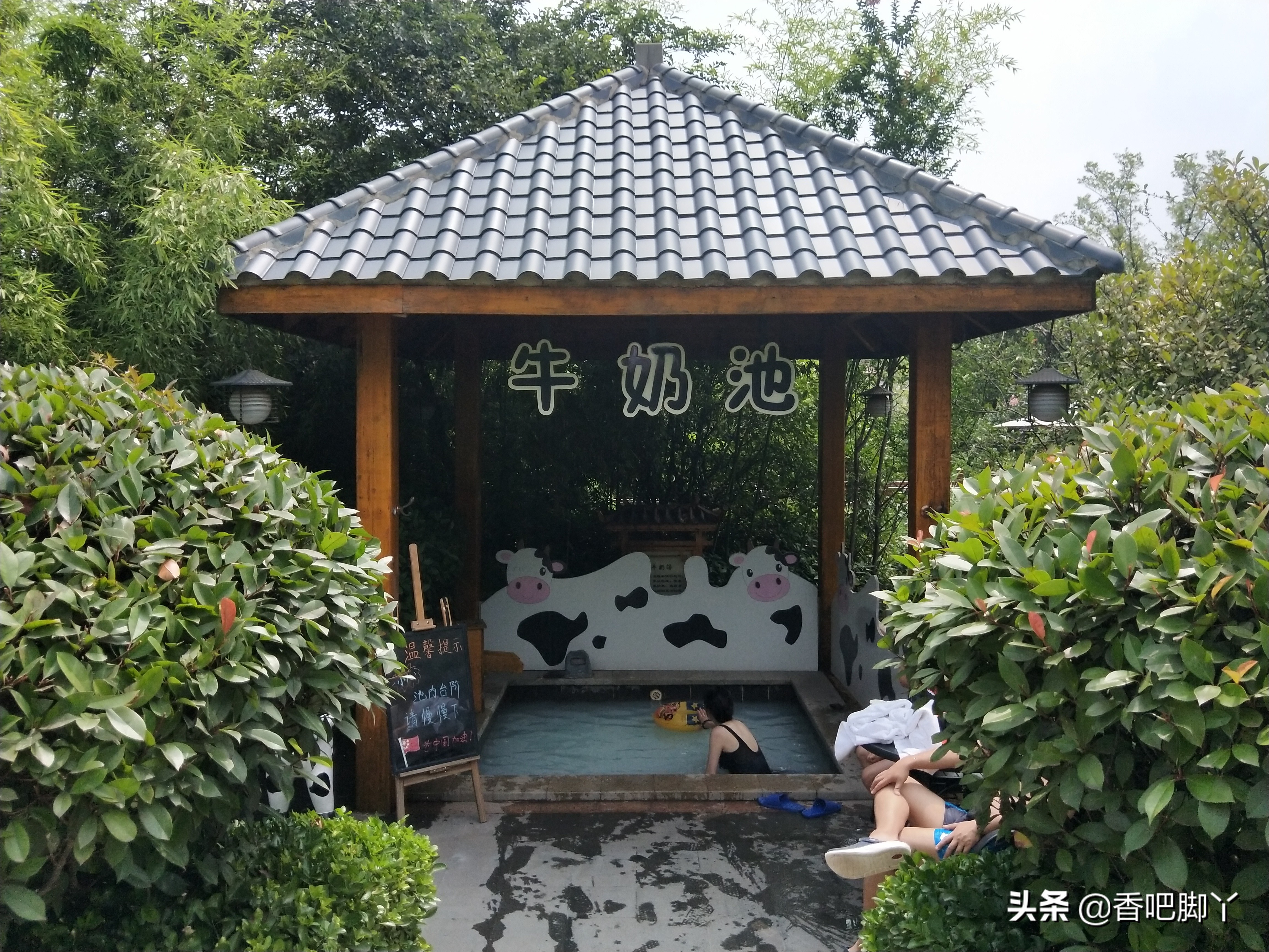 夏天适合旅游的温泉郑州,夏天黄帝宫温泉攻略