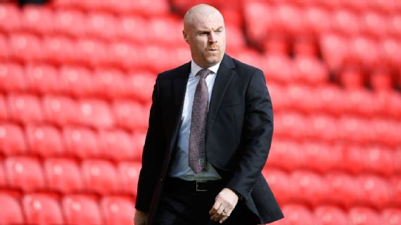 主教练穿搭,主教练着装