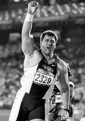 世界体坛最伟大100时刻,世界体坛最伟大的十位运动员